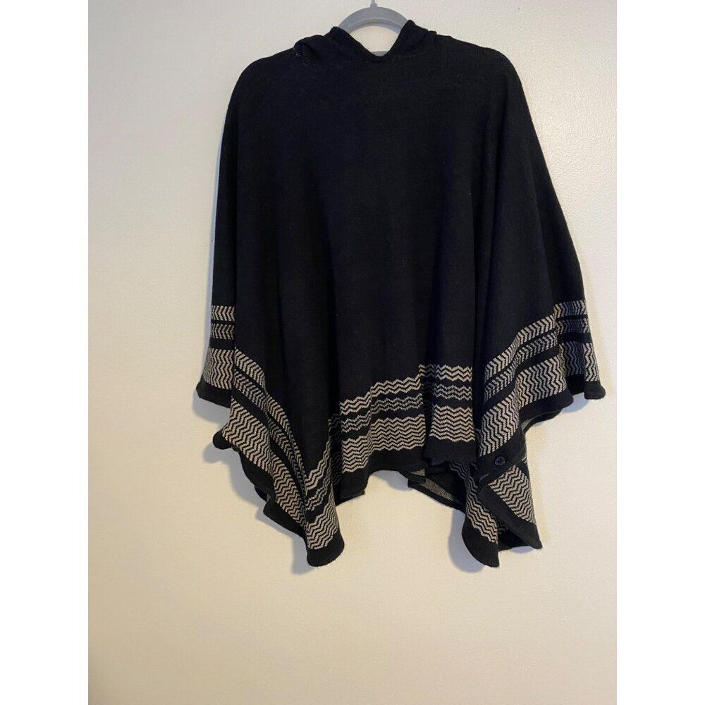 Do Everything In Love Black & White Hooded Poncho Cape Women One Size Hippie Art